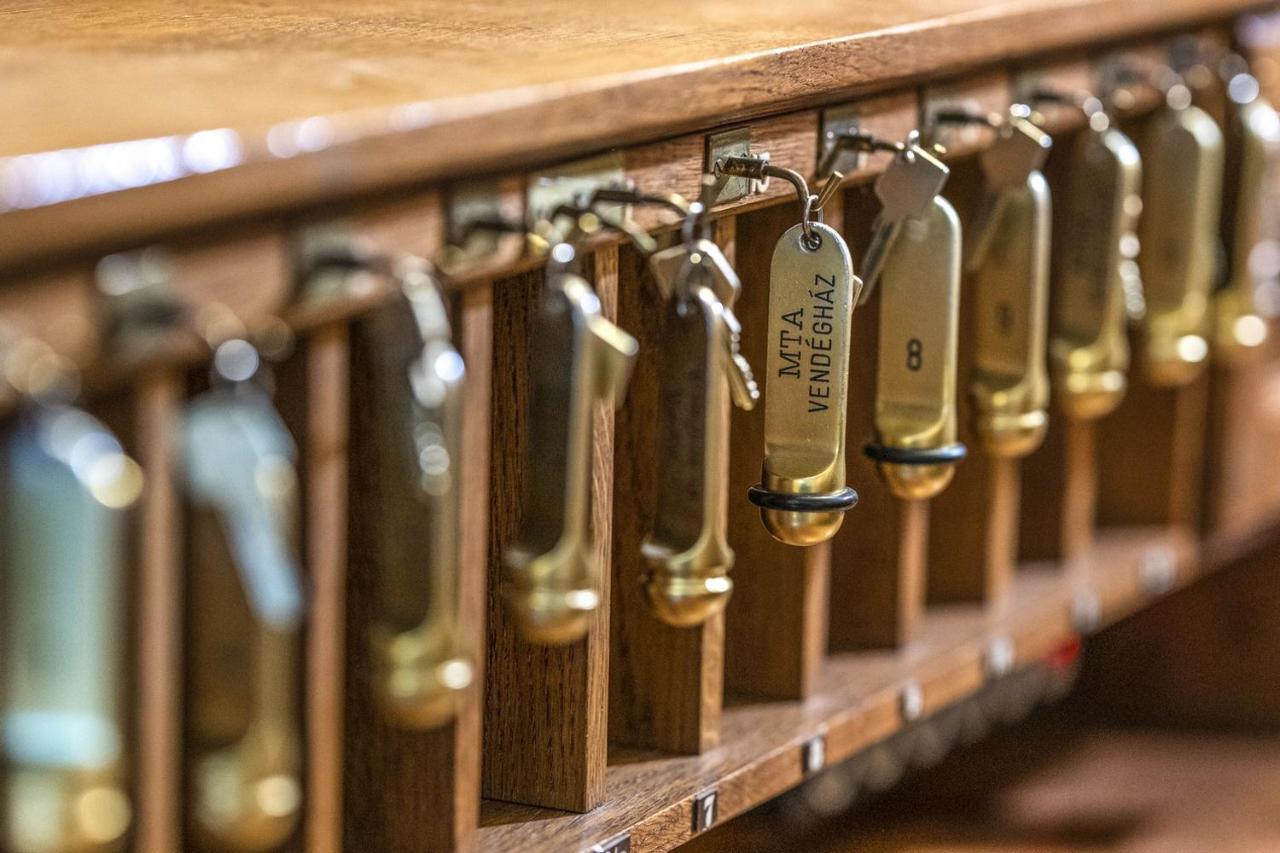 Academy Pension Budapest Eksteriør billede